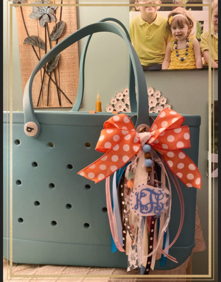 Double stacked Bogg bag tassel