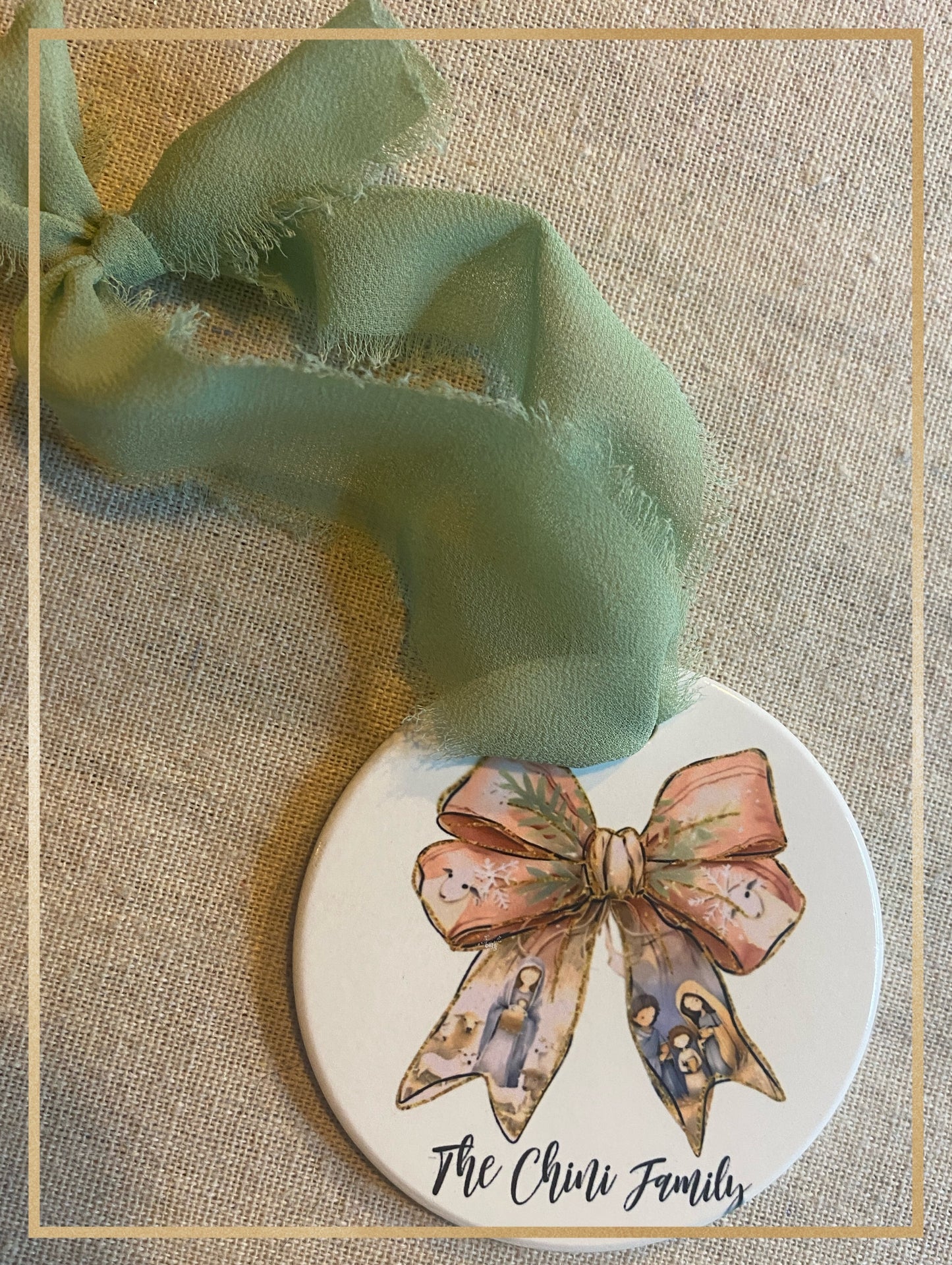 Ceramic round ornaments