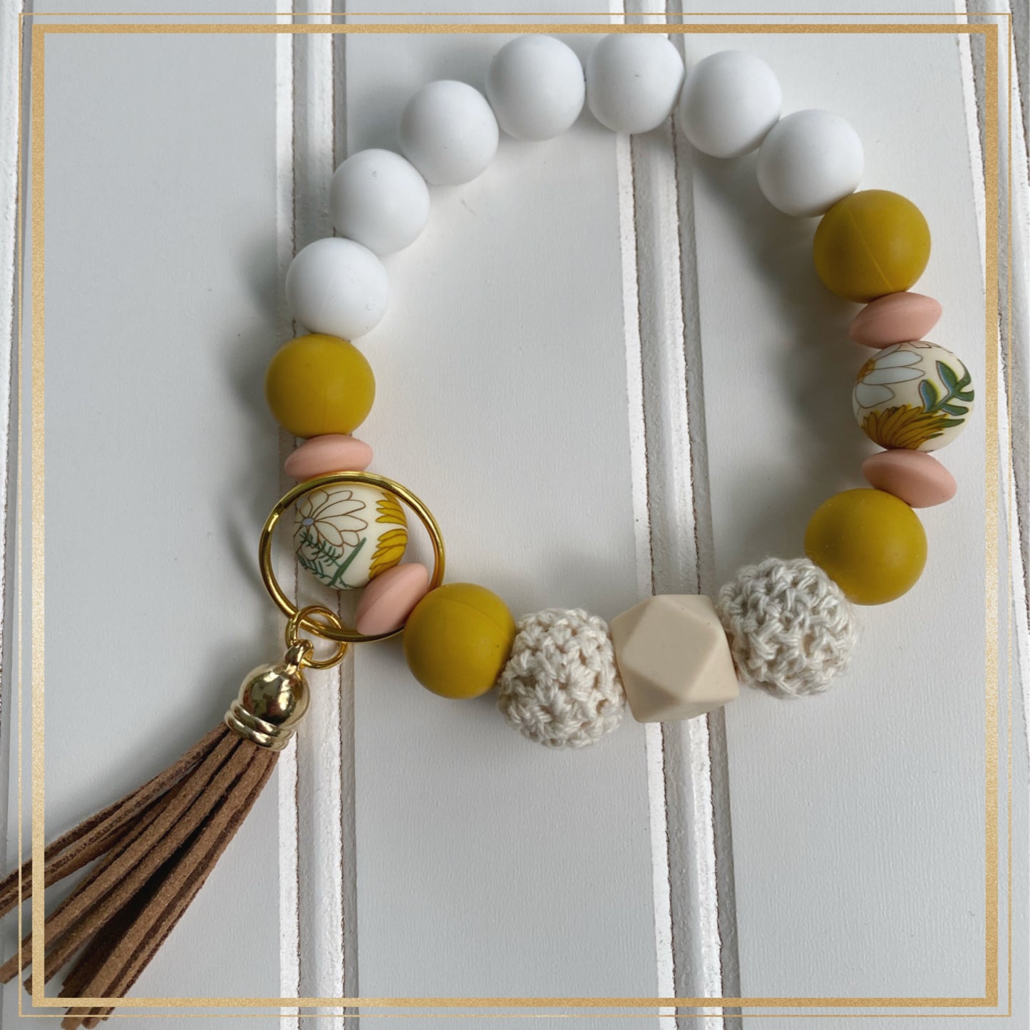 Custom wristlet