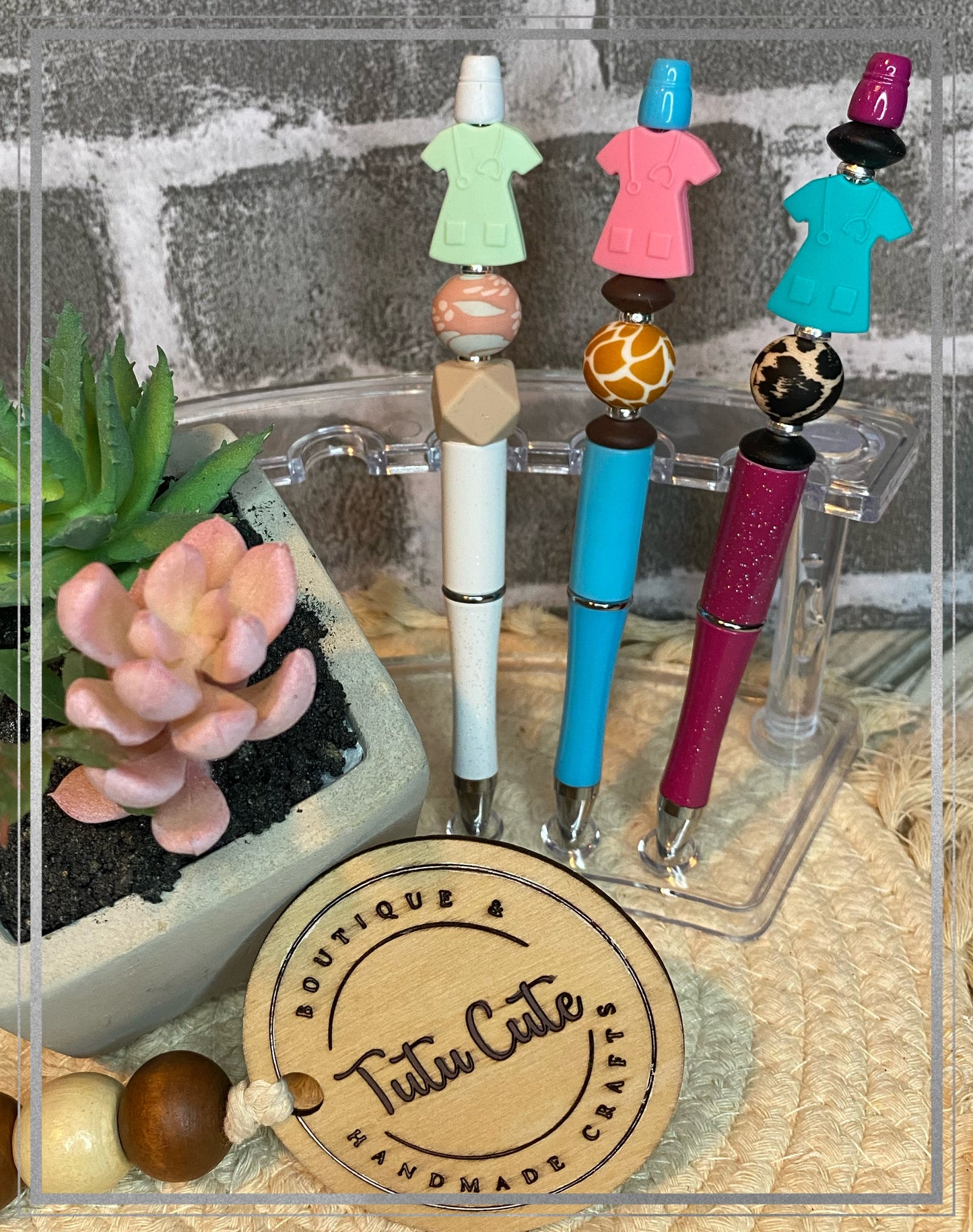Custom beaded pen or keychain (free shipping)