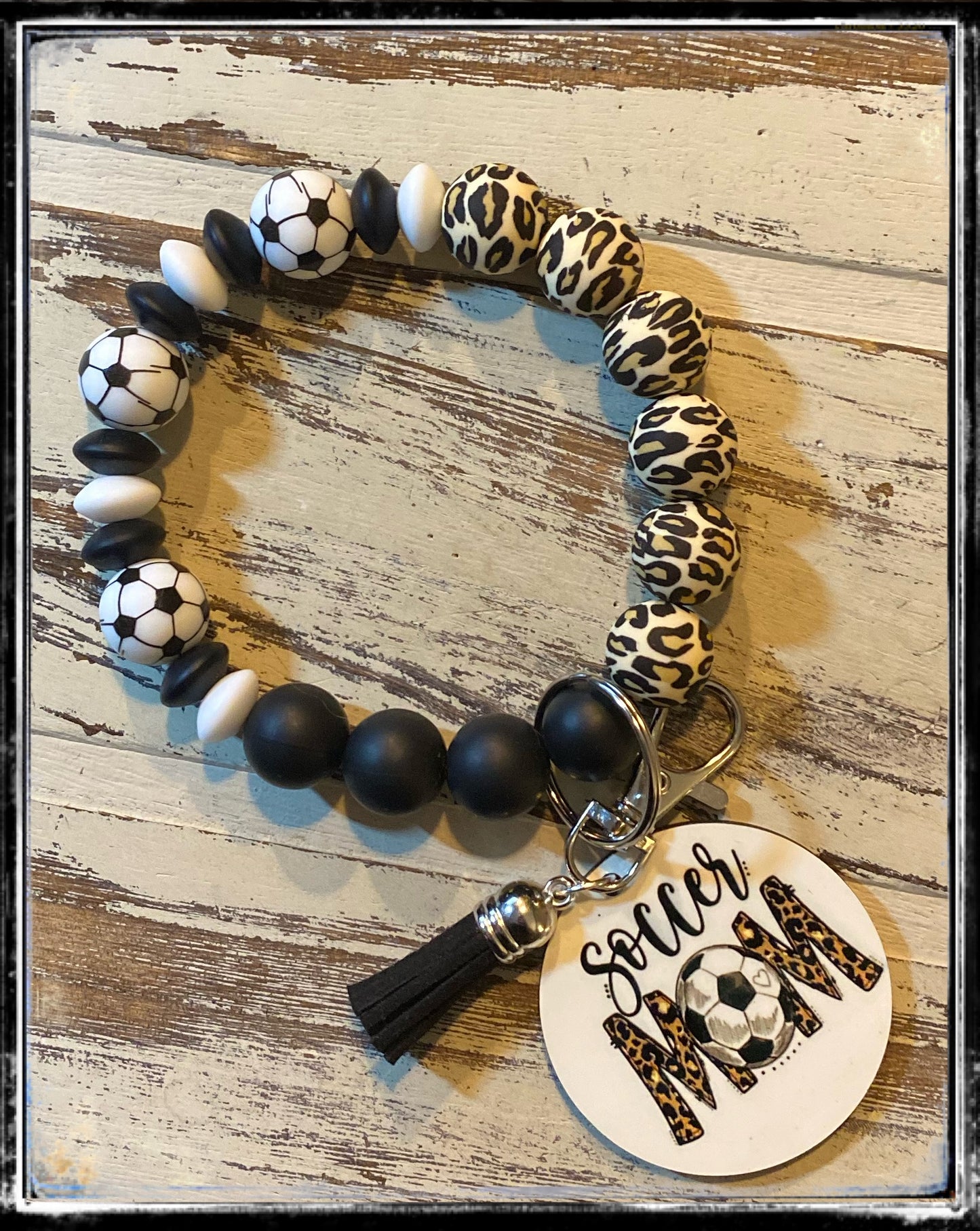 Custom wristlet