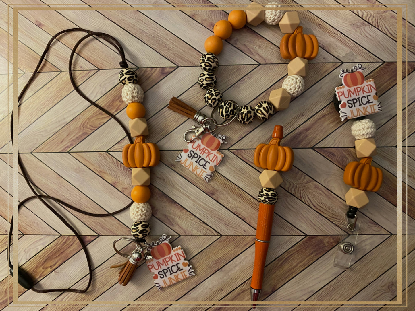Custom wristlet