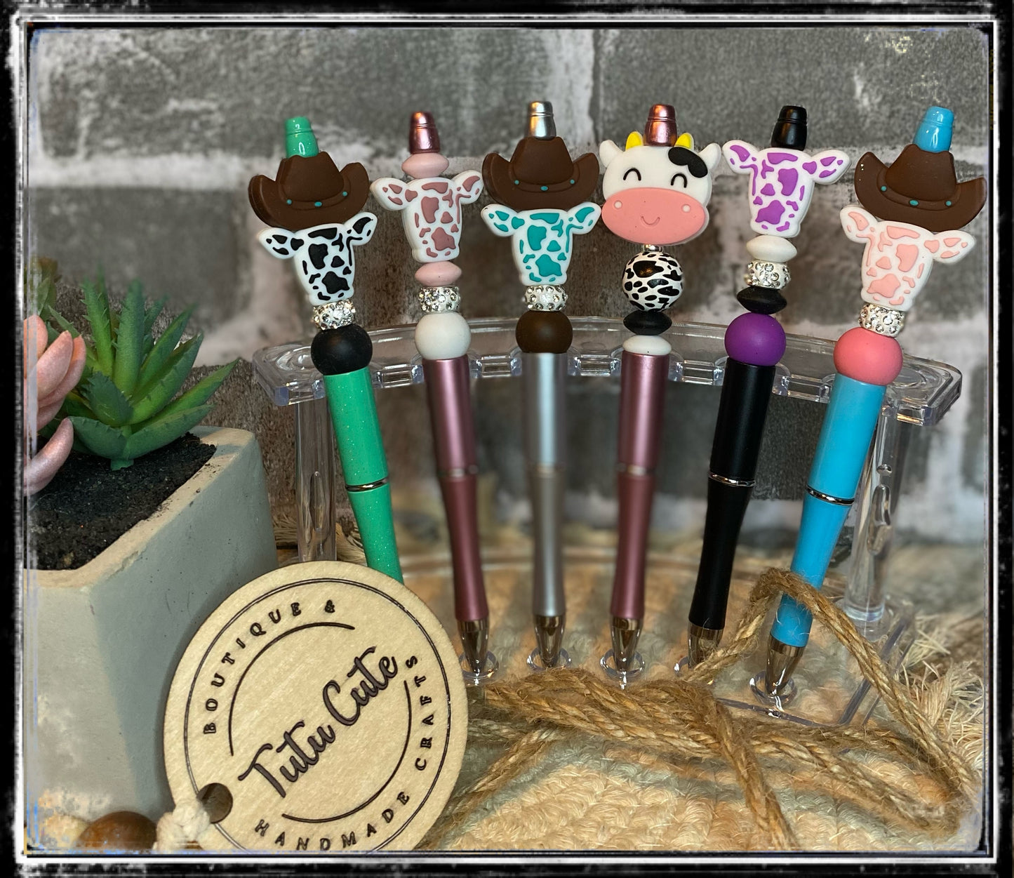 Custom beaded pen or keychain (free shipping)