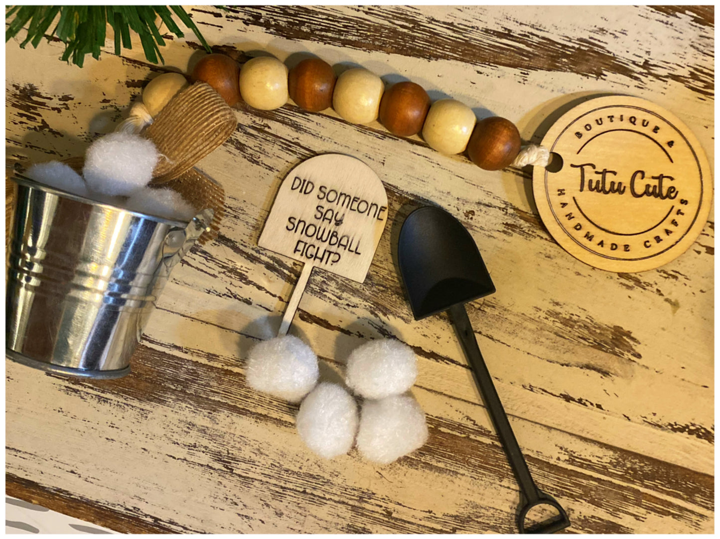 Snowball fight elf prop set (elves not included)